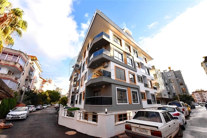 شقة واسعة في منطقة شاطئ كليوباترا