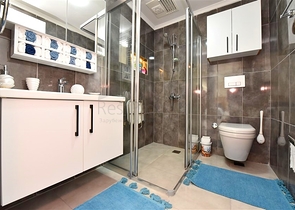 شقة واسعة في منطقة شاطئ كليوباترا