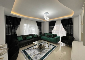 شقة من غرفتي نوم 450 متر من البحر 