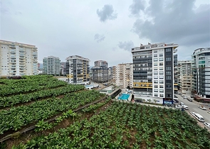 شقة من غرفتي نوم 450 متر من البحر 