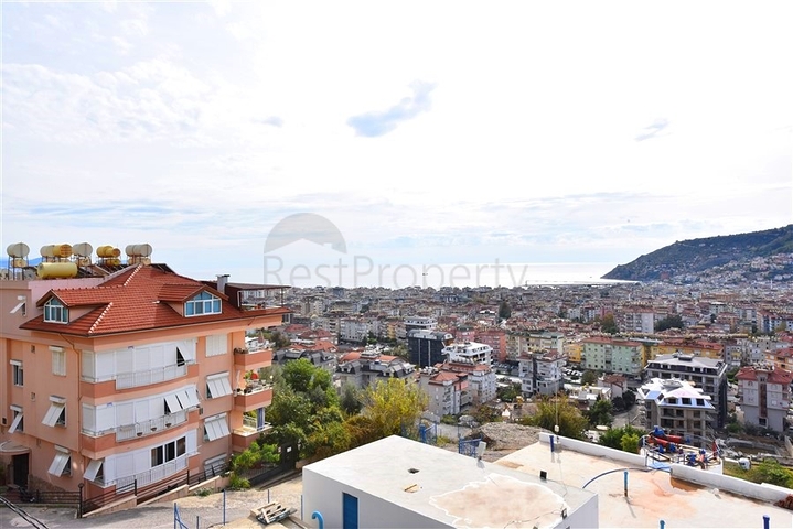 شقة من غرفتي نوم مع إطلالات بانورامية خلابة على البحر