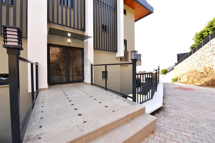 شقة من غرفتي نوم مع إطلالات بانورامية خلابة على البحر