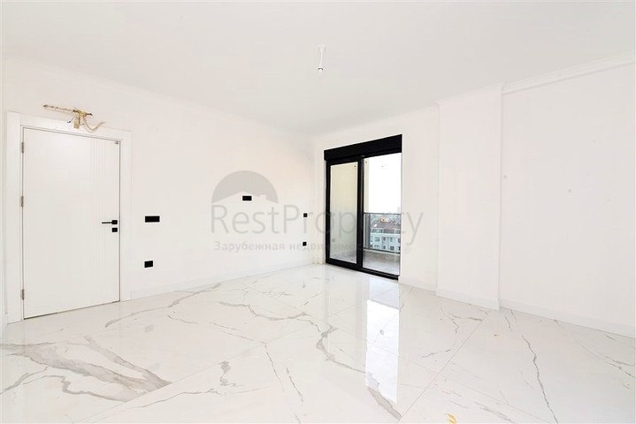 شقة من غرفتي نوم مع إطلالات بانورامية خلابة على البحر