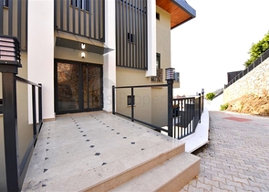 شقة من غرفتي نوم مع إطلالات بانورامية خلابة على البحر