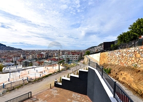 شقة من غرفتي نوم مع إطلالات بانورامية خلابة على البحر