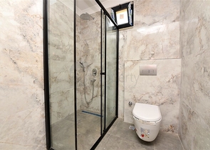 شقة من غرفتي نوم مع إطلالات بانورامية خلابة على البحر