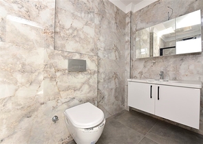 شقة من غرفتي نوم مع إطلالات بانورامية خلابة على البحر