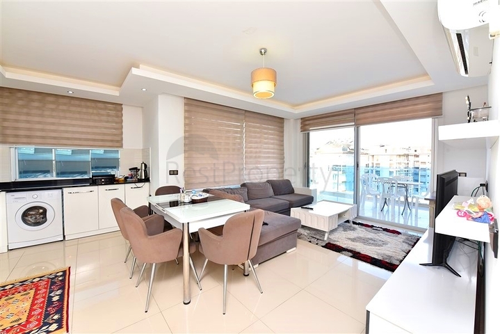 شقة كبيرة 1 + 1 في مجمع حديث في منطقة كيستل