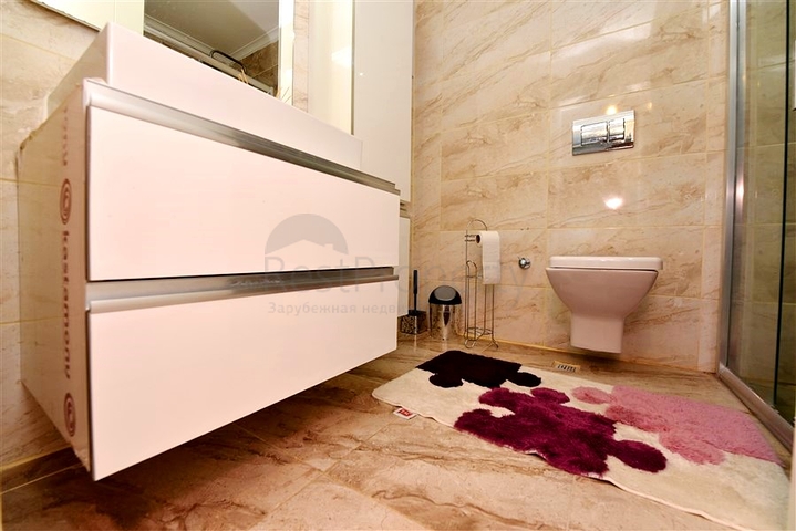 شقة كبيرة 1 + 1 في مجمع حديث في منطقة كيستل