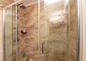 شقة كبيرة 1 + 1 في مجمع حديث في منطقة كيستل