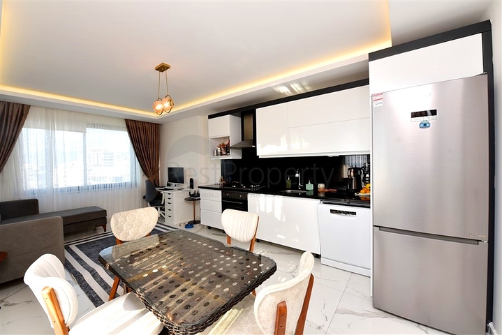 شقة فسيحة 1 + 1 في مجمع مع بنية تحتية متطورة