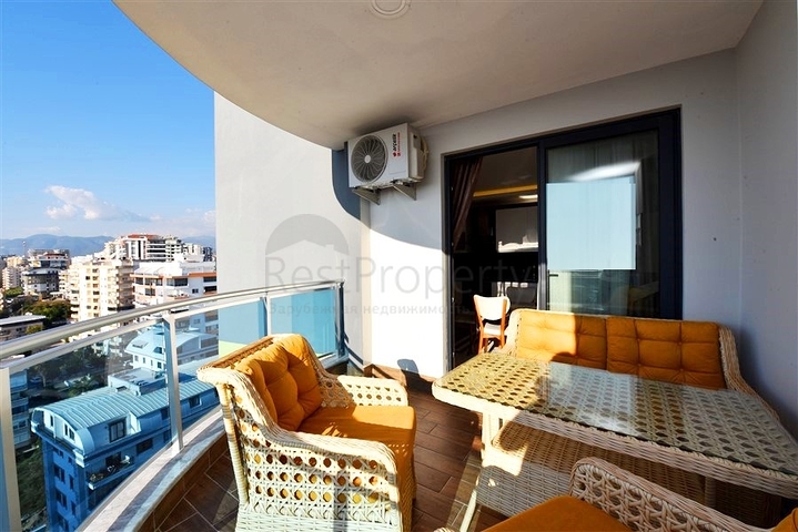 شقة فسيحة 1 + 1 في مجمع مع بنية تحتية متطورة