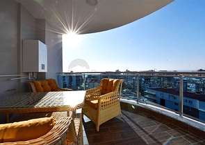 شقة فسيحة 1 + 1 في مجمع مع بنية تحتية متطورة