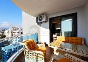 شقة فسيحة 1 + 1 في مجمع مع بنية تحتية متطورة