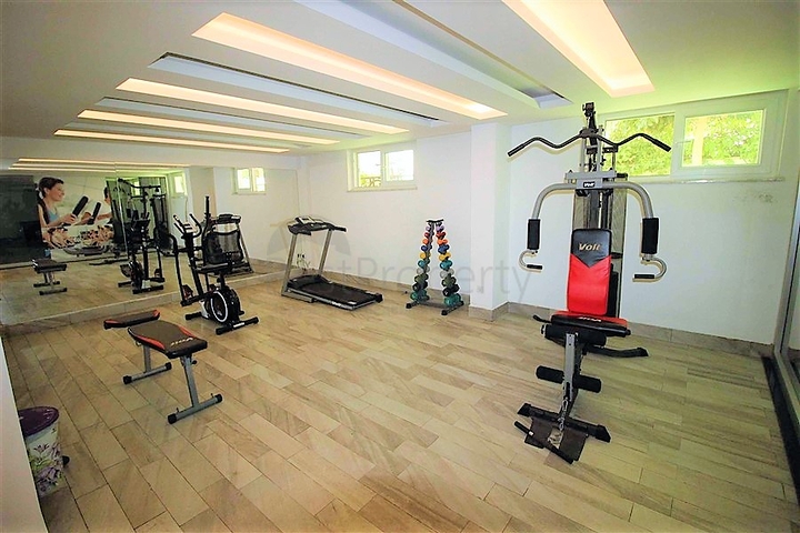 شقة 1+1 في وسط ألانيا