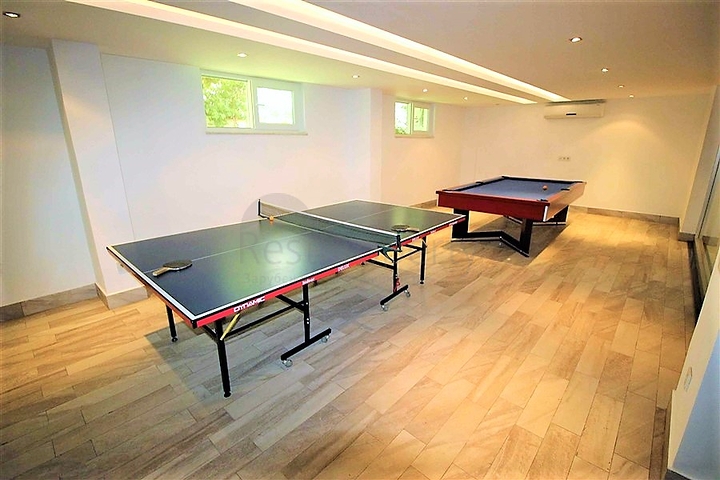 شقة 1+1 في وسط ألانيا