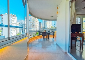 شقة فسيحة 2 + 1 مع تراس كبير 