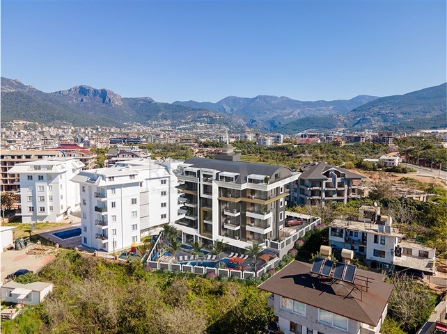 مجمع على الطراز الحديث في منطقة أوبا المرموقة 