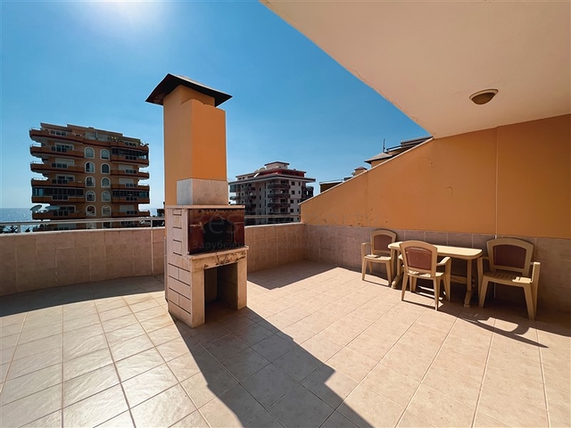 بنتهاوس 3+1 مطل على البحر في منطقة محمودلار بنتهاوس 3+1 مطل على البحر في منطقة محمودلار