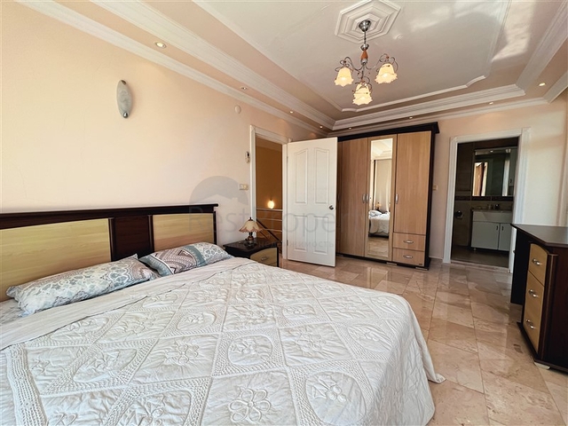 بنتهاوس 3+1 مطل على البحر في منطقة محمودلار بنتهاوس 3+1 مطل على البحر في منطقة محمودلار