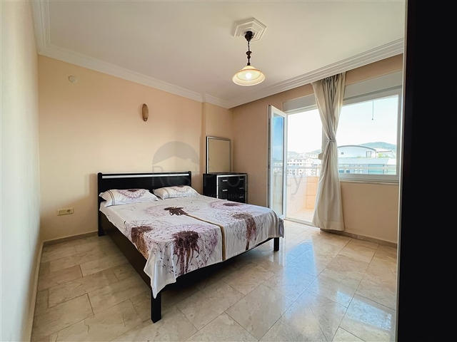 بنتهاوس 3+1 مطل على البحر في منطقة محمودلار بنتهاوس 3+1 مطل على البحر في منطقة محمودلار