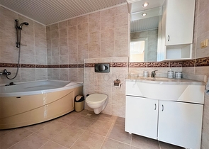 بنتهاوس 3+1 مطل على البحر في منطقة محمودلار بنتهاوس 3+1 مطل على البحر في منطقة محمودلار