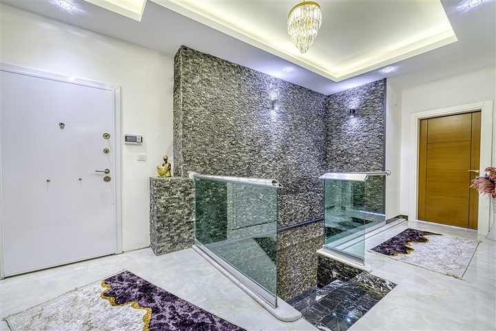 بنتهاوس مطل على الجبل في كيستل بنتهاوس مطل على الجبل في كيستل