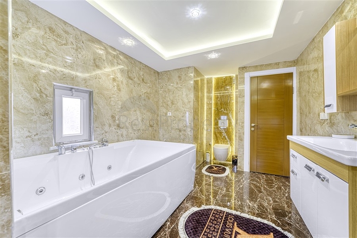 بنتهاوس مطل على الجبل في كيستل بنتهاوس مطل على الجبل في كيستل