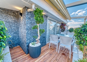 بنتهاوس مطل على الجبل في كيستل بنتهاوس مطل على الجبل في كيستل