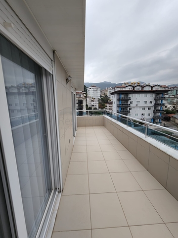 شقة انيقة ضمن مجمع فاخر -تصميم 1+1 مفروشة -في اوبا / الانيا 