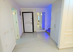 شقة انيقة ضمن مجمع فاخر -تصميم 1+1 مفروشة -في اوبا / الانيا 