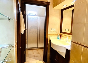 شقة 3+1 مع إطلالة لا تشوبها شائبة على البحر الأبيض المتوسط