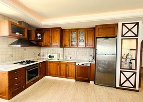 شقة 3+1 مع إطلالة لا تشوبها شائبة على البحر الأبيض المتوسط