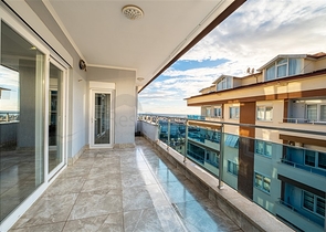 بنتهاوس كبير 4 + 1 من المالك في منطقة سيكجيلي