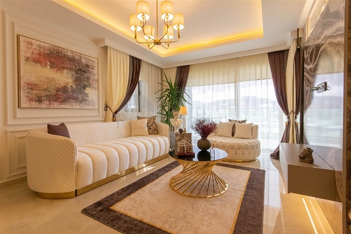 شقة 1+1 في منطقة محمودلار ، على بعد 50 متر من البحر