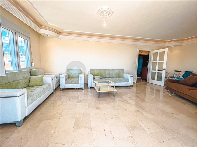 بنتهاوس واسع 4 + 1 مطل على البحر بنتهاوس واسع 4 + 1 مطل على البحر