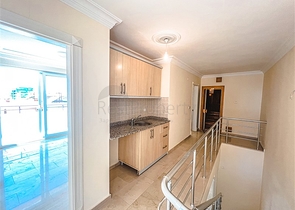 بنتهاوس واسع 4 + 1 مطل على البحر بنتهاوس واسع 4 + 1 مطل على البحر