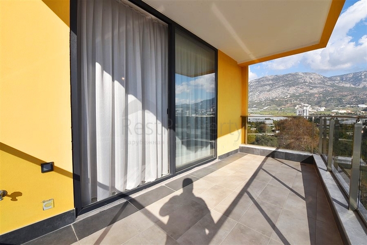 شقة فسيحة 3 + 1 مع مطبخ منفصل