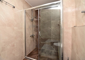 شقة بغرفة نوم واحدة في حي أفسالار