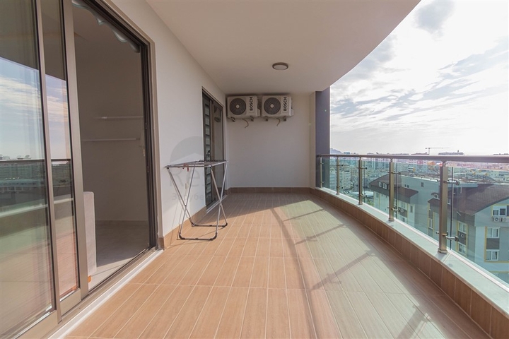 شقة 1+1 في مجمع حديث