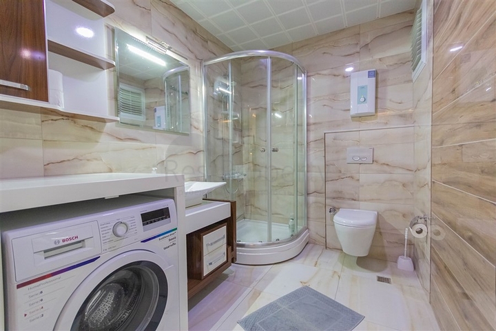 شقة 1+1 في مجمع حديث