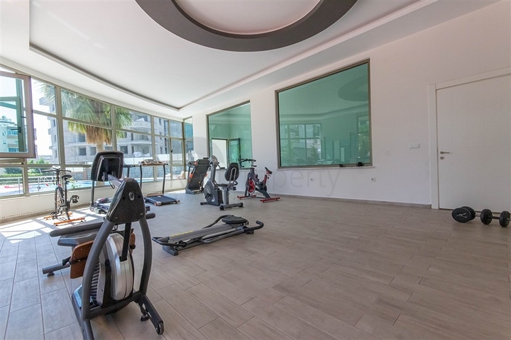 شقة 1+1 في مجمع حديث