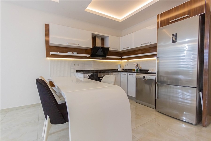 شقة 1+1 في مجمع حديث