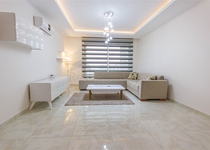 شقة 1+1 في مجمع حديث