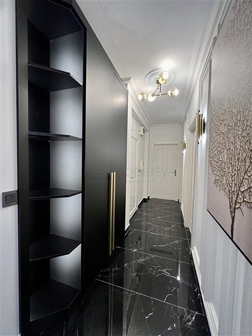 شقة 2+1 في وسط ألانيا مع إطلالة بانورامية على البحر