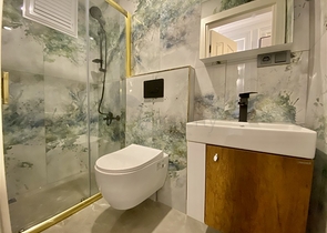 شقة 2+1 في وسط ألانيا مع إطلالة بانورامية على البحر