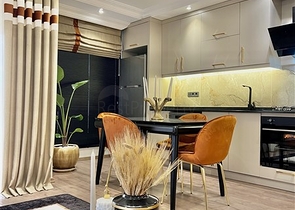 شقة 2+1 في وسط ألانيا مع إطلالة بانورامية على البحر