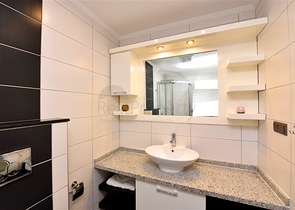 شقة 2+1 مطلة على البحر في منطقة كستل