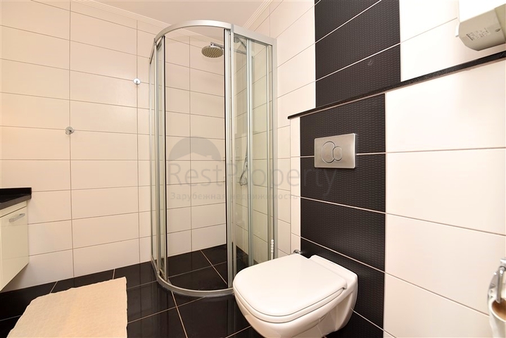 شقة فسيحة بغرفة نوم واحدة على بعد 50 مترا من البحر