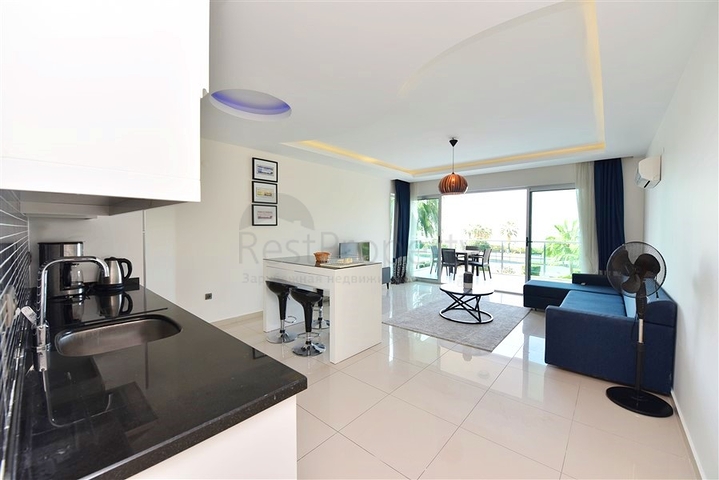 شقة فسيحة بغرفة نوم واحدة على بعد 50 مترا من البحر